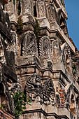 Thailand - Old Sukhothai - Wat Si Sawai. Details of stuccoed carvings of the Khmer style corncob prangs. 